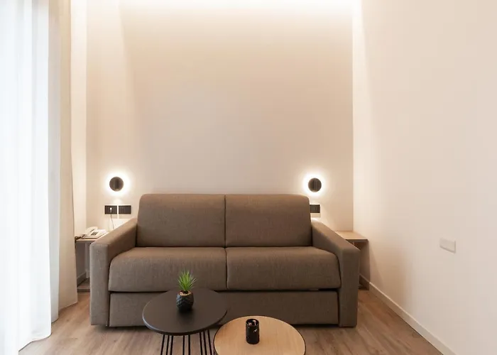 Renzo Hotel