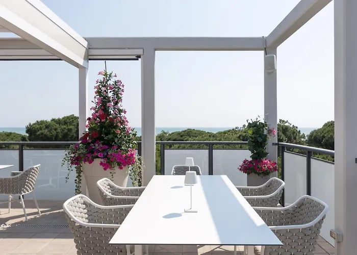 Renzo Hotel