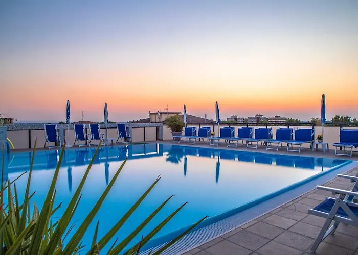Renzo Hotel