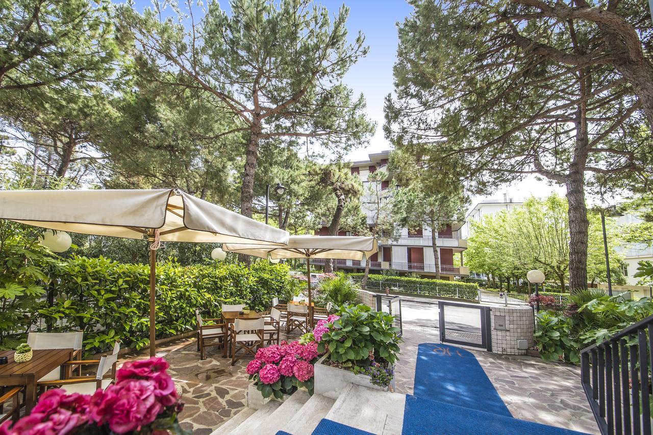 Renzo Hotel